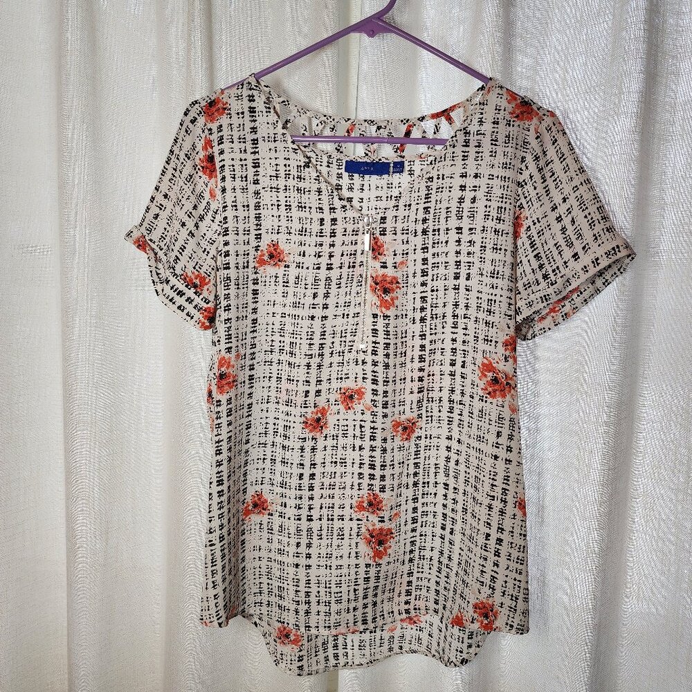 Dress shirt, Apt 9, Medium, White with coral and black pattern